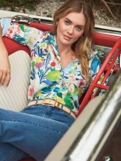 Lois Linen Shirt In Floral Reef Stripe